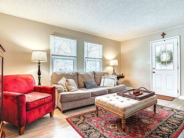 16724 Upper 5th Street N, Lakeland, MN 55043