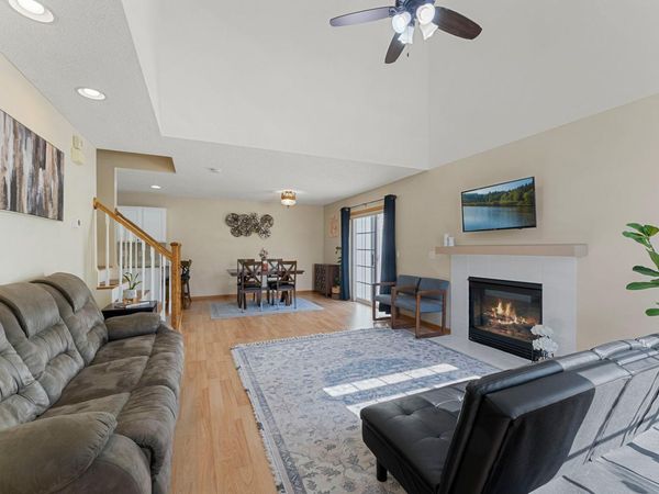 8706 Quarry Ridge Lane , Unit D, Woodbury, MN 55125