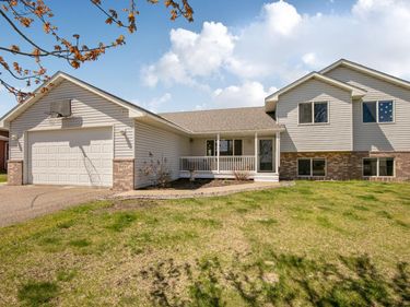945 Kelsey Avenue, Clearwater, MN 55320