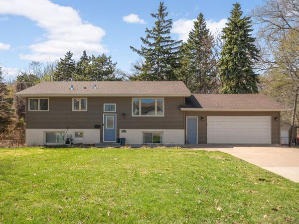 4042 Main Street NE, Fridley, MN 55421