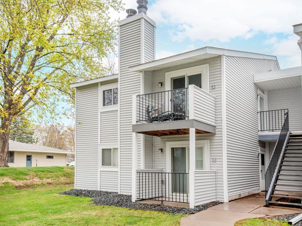 1736 Pleasant Street, Unit A, Saint Paul, MN 55113