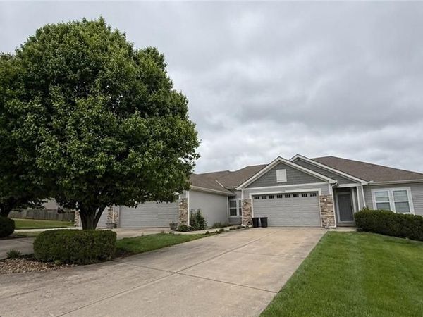 1206-1210 Willowbrook Drive, Cameron, MO 64429