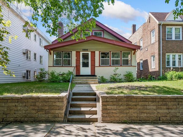 1896 Grand Avenue, Saint Paul, MN 55105