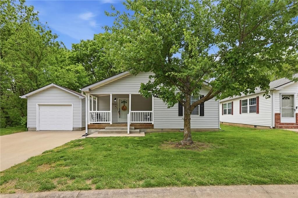 7901 NW 122nd Court, Kansas City, MO 64163 Main Photo