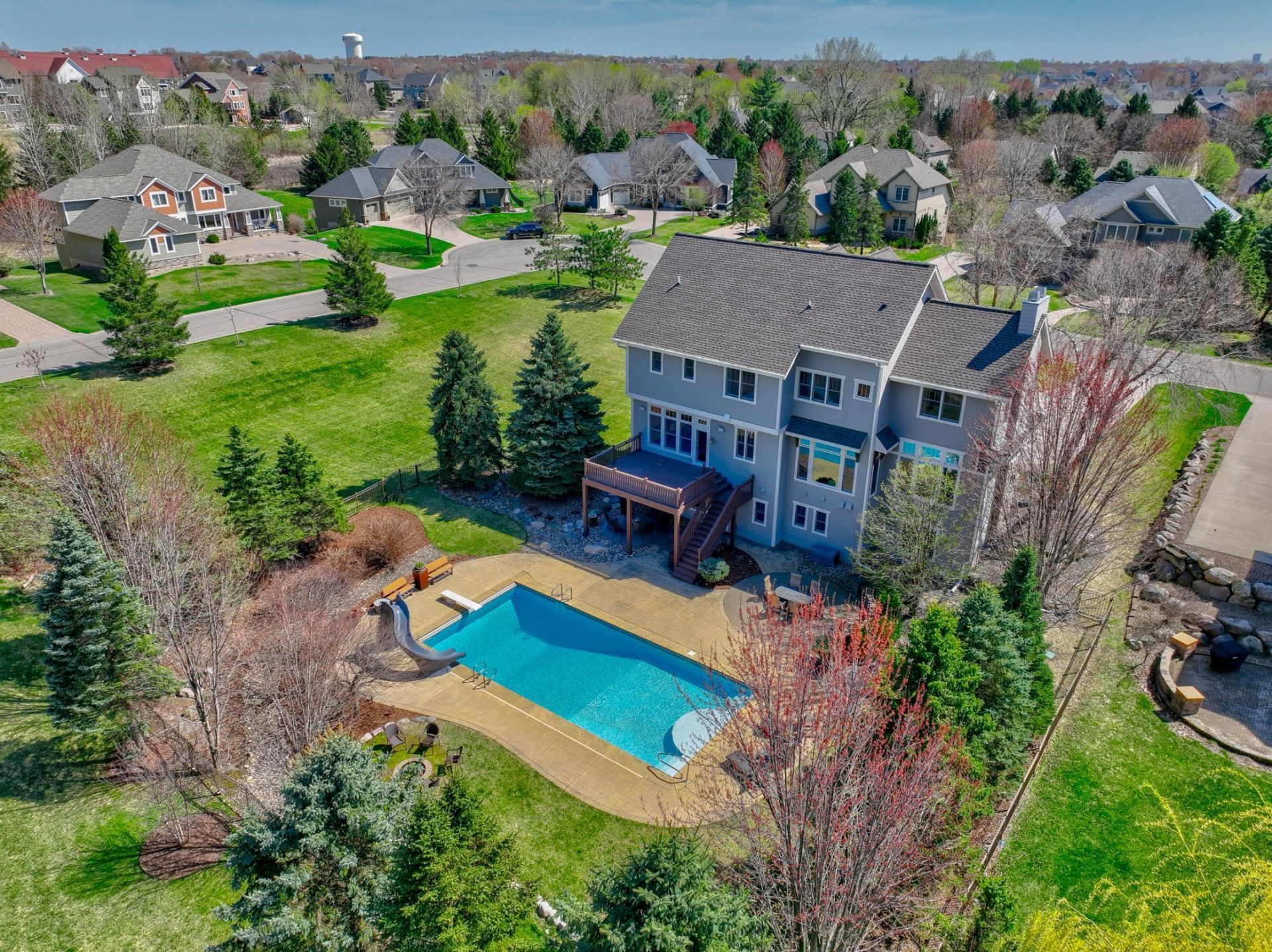 2637 Cottage Grove Place, Woodbury, MN 55129
