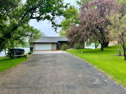1474 E Lake Brophy Road NW Alexandria, MN 56308