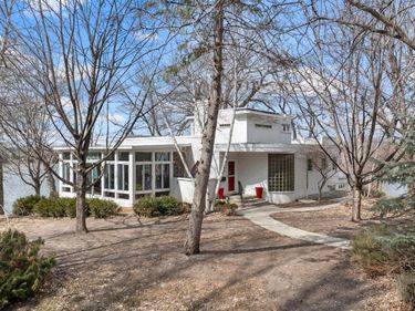 715 Harmony Lane SW, Hutchinson, MN 55350