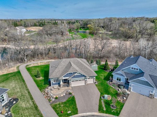 1037 Oakwood Court, Newport, MN 55055