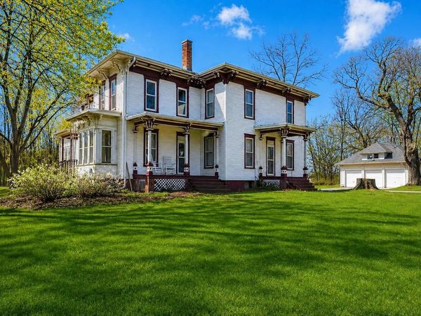 W6152 W COUNTY ROAD B, Byron, WI 54937