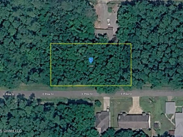 6195 E Pike Street, Bay Saint Louis, MS 39520
