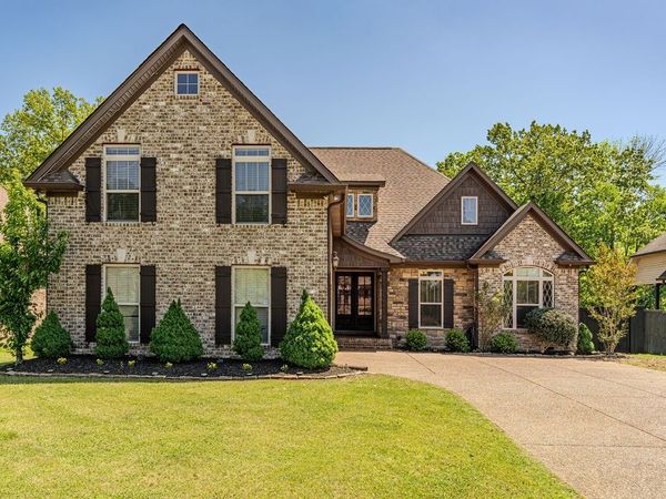 420 Zephyr Cv , Lebanon, TN 37087