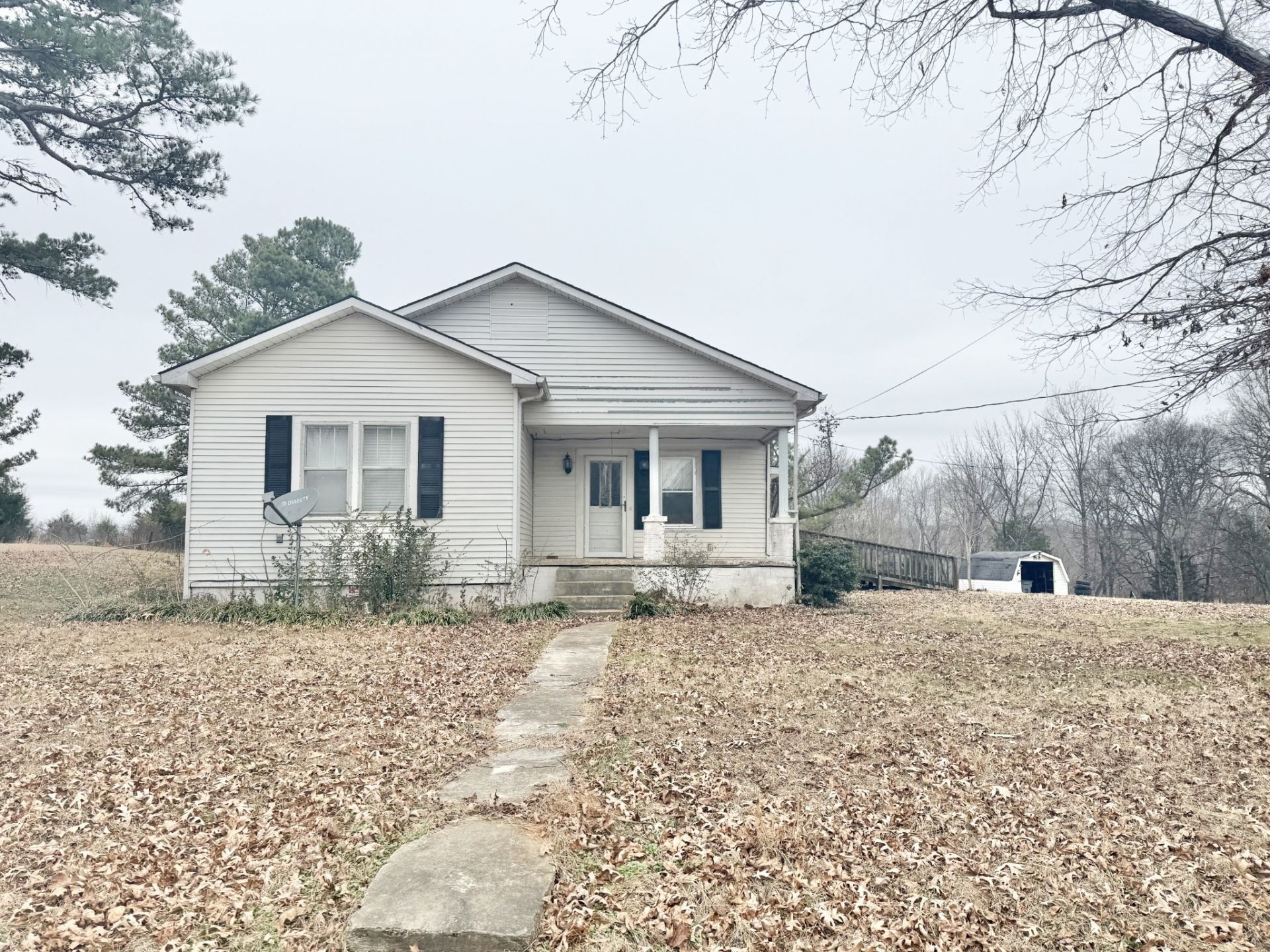 560 State Line Rd , Loretto, TN 38469 Main Photo