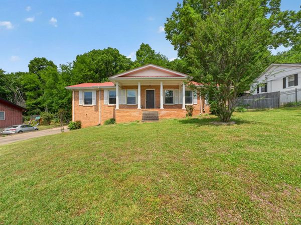 621 Carmack Ave , Carthage, TN 37030