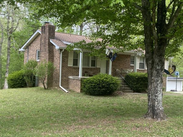 2874 Distillery Rd , Greenbrier, TN 37073