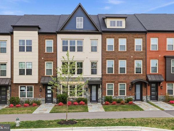 11105 MEDICAL CENTER DRIVE, ROCKVILLE, MD 20850
