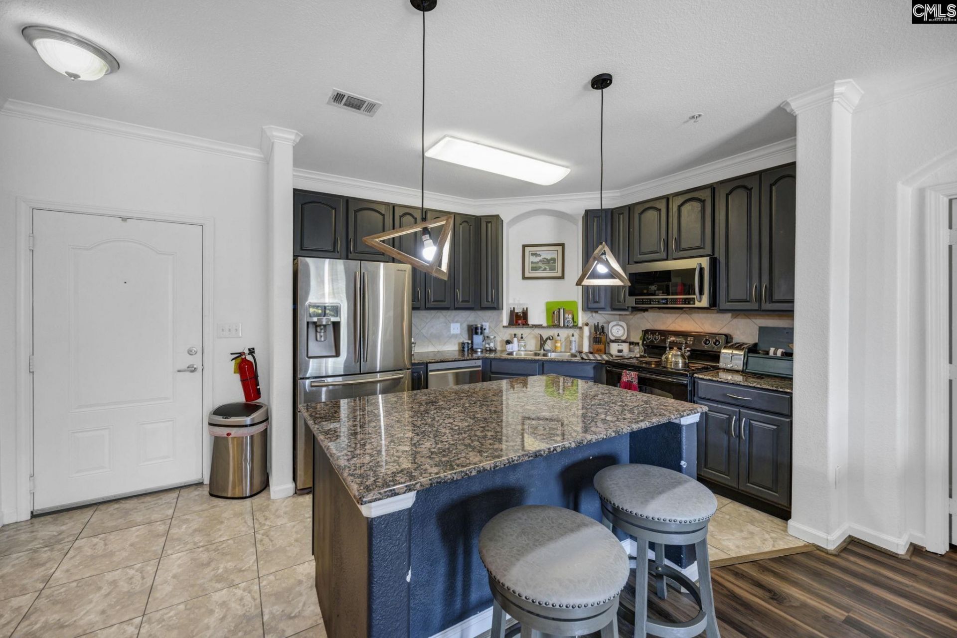 1085 Shop Road  Photo 7