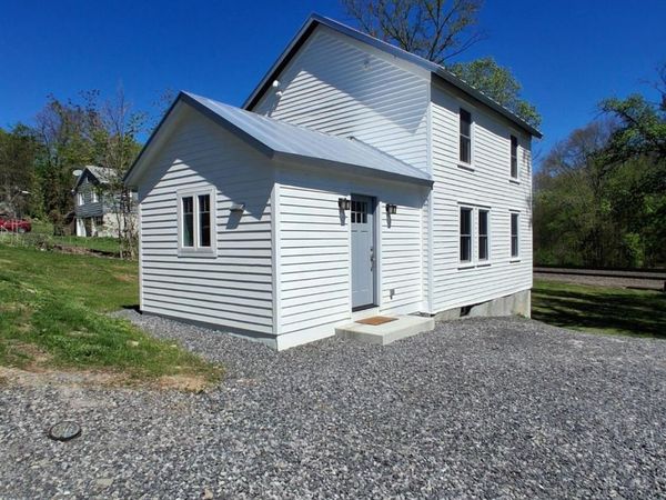 11 Cedar , Staatsburg, NY 12580