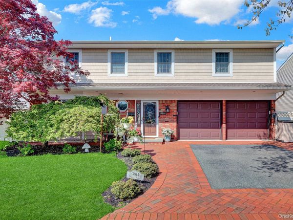 3014 Davis Place , Oceanside, NY 11572