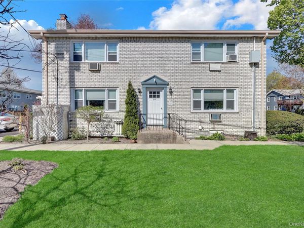 84 Cardinal Lane, Unit 1B, Islip, NY 11751
