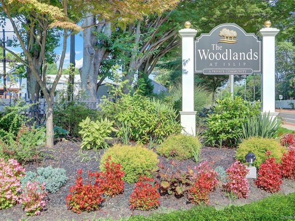 84 Cardinal Lane, Unit 1B, Islip, NY 11751
