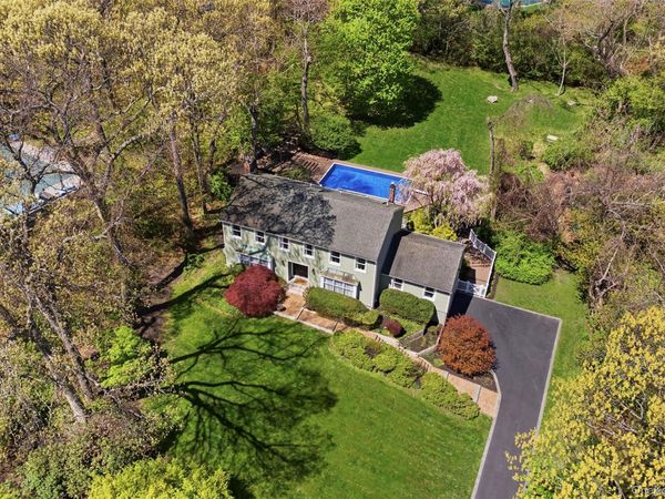 5 Allyson Place , East Setauket, NY 11733