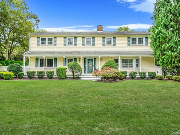 222 Jamaica Avenue , Medford, NY 11763