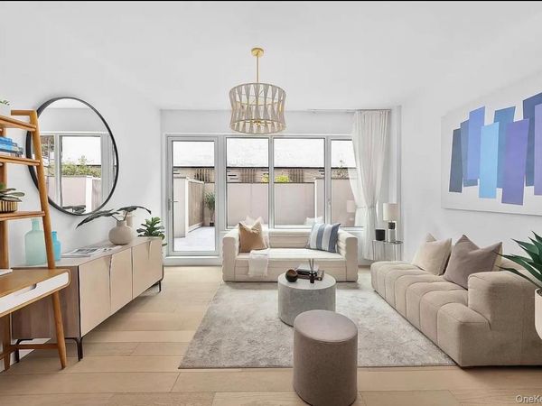 208 Delancey Street , Unit 1B, New York (Manhattan), NY 10002