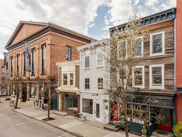 323 Warren Street , Hudson, NY 12534