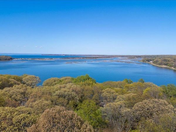 7 Spring Hill, Nissequogue, NY 11780