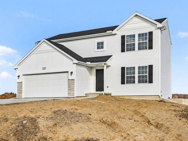 901 Breezewood Drive, Lakeville, IN 46536