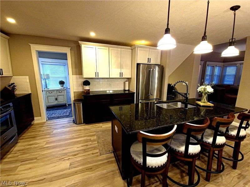 18810 Sloane Avenue, Lakewood, OH 44107 Photo 10