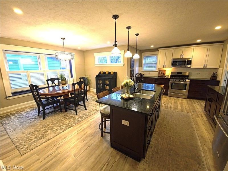 18810 Sloane Avenue, Lakewood, OH 44107 Photo 11