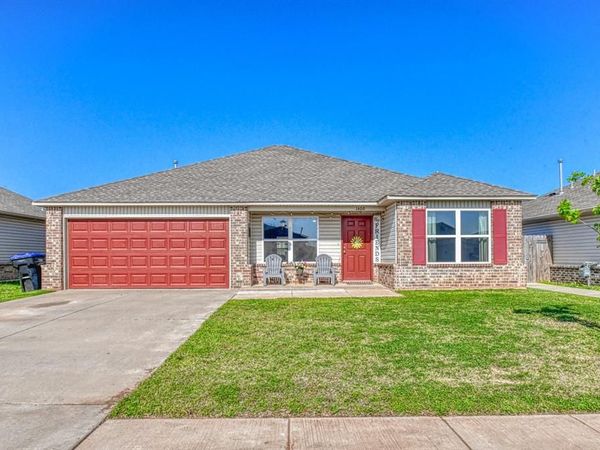 1400 Peridot Lane, Noble, OK 73068