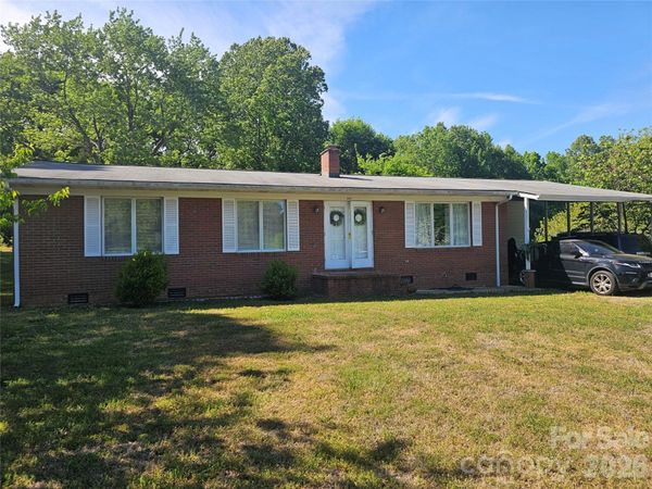 1417 Wiley Lewis Road , Greensboro, NC 27406