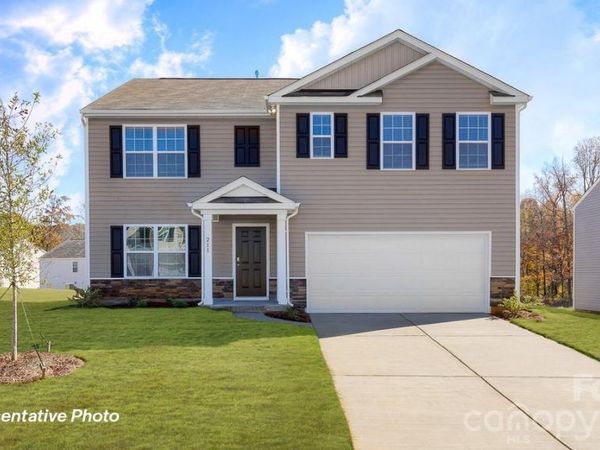3018 Arundel Court , Maiden, NC 28650