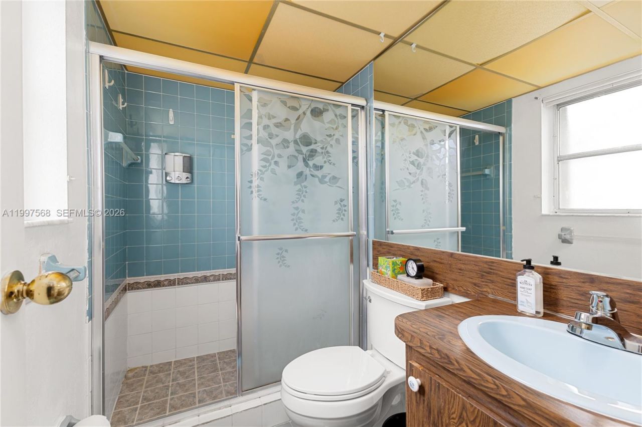 11500 NW 42nd St, Sunrise, FL 33323 Photo