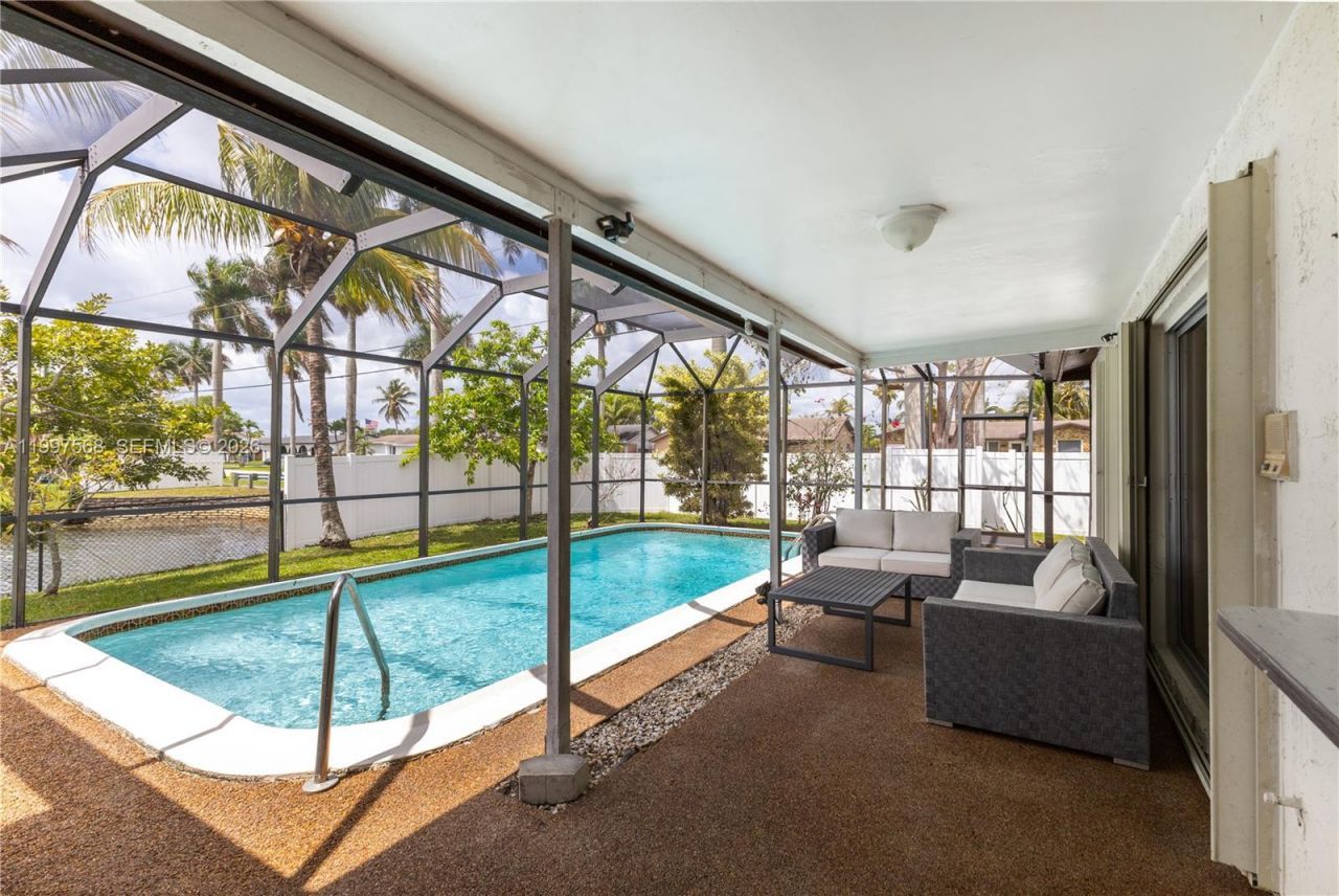 11500 NW 42nd St, Sunrise, FL 33323 Photo