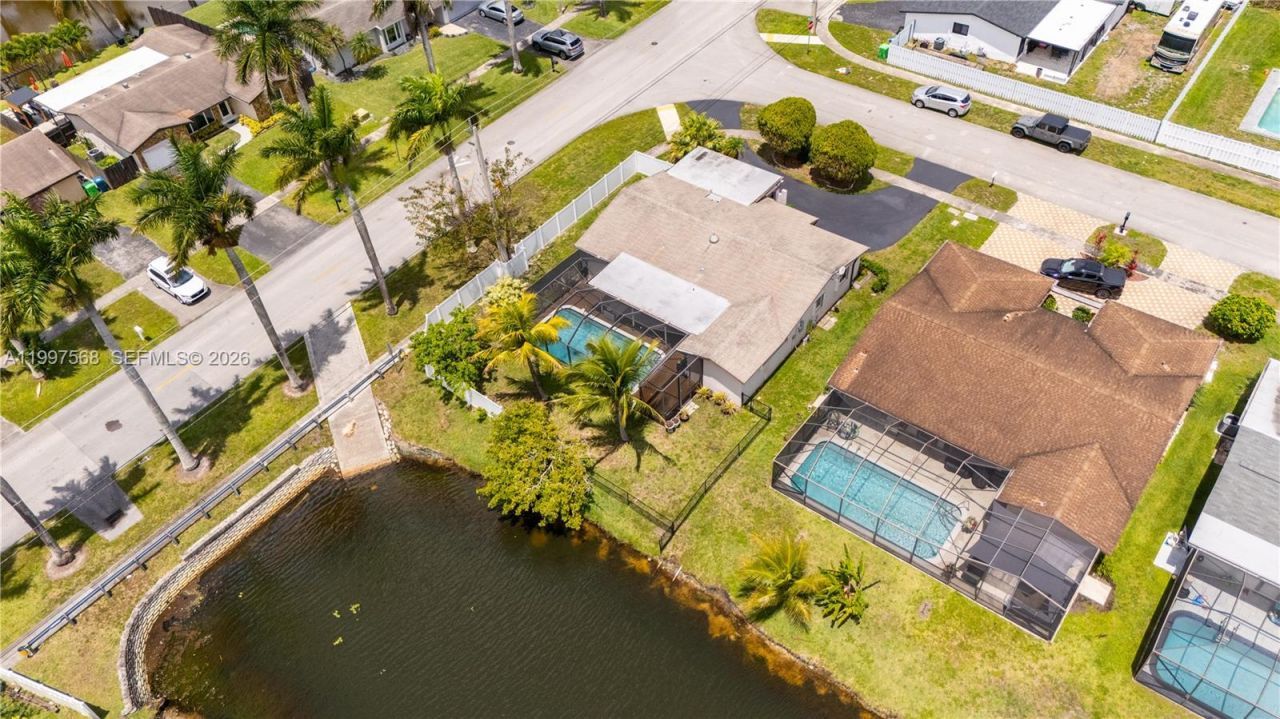 11500 NW 42nd St, Sunrise, FL 33323 Photo