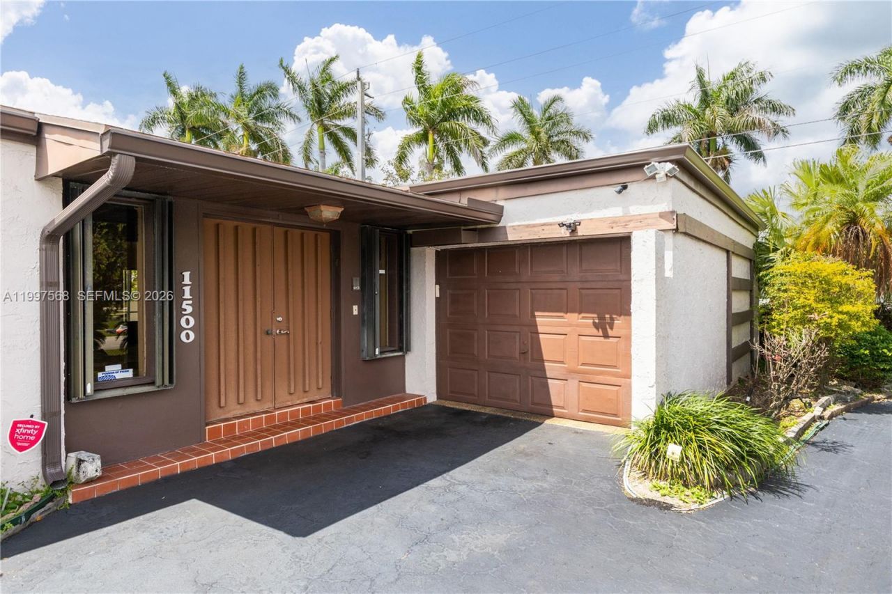11500 NW 42nd St, Sunrise, FL 33323 Photo