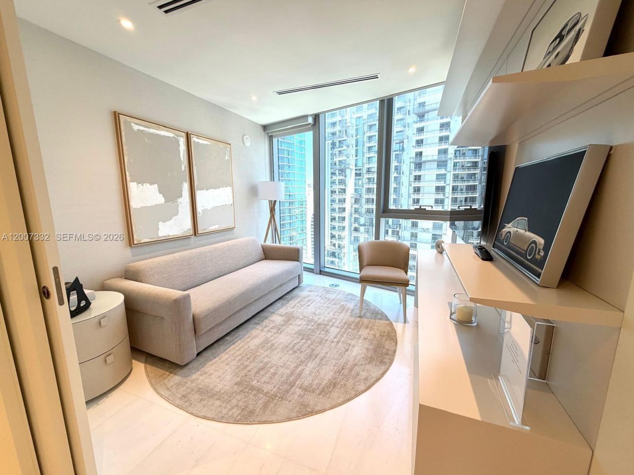 300 Biscayne Blvd Way, Unit 3203, Miami, FL 33131 Photo