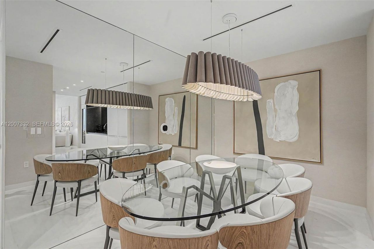 300 Biscayne Blvd Way, Unit 3203, Miami, FL 33131 Photo