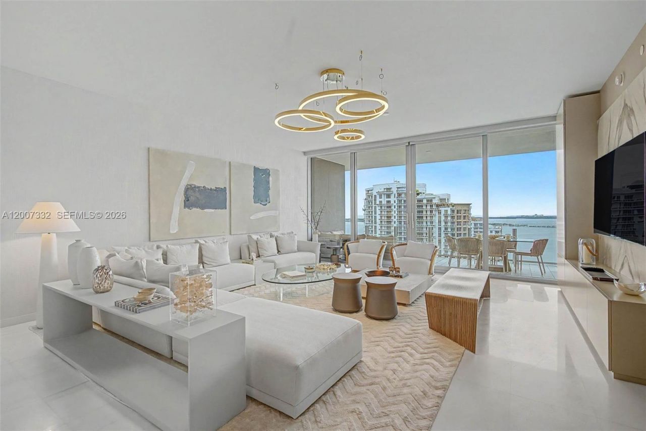 300 Biscayne Blvd Way, Unit 3203, Miami, FL 33131 Photo
