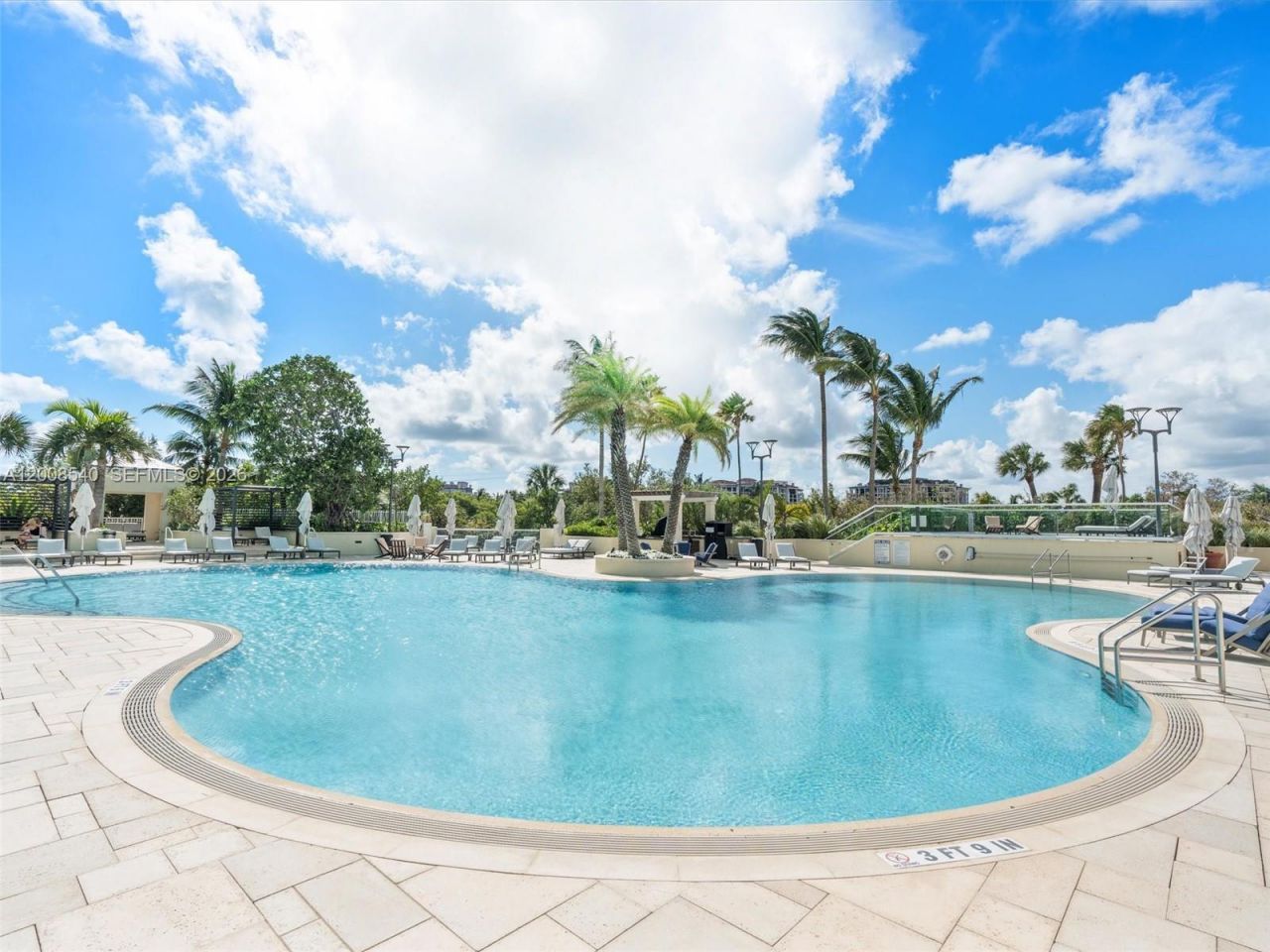 400 S Pointe Dr, Unit 2101, Miami Beach, FL 33139 Photo