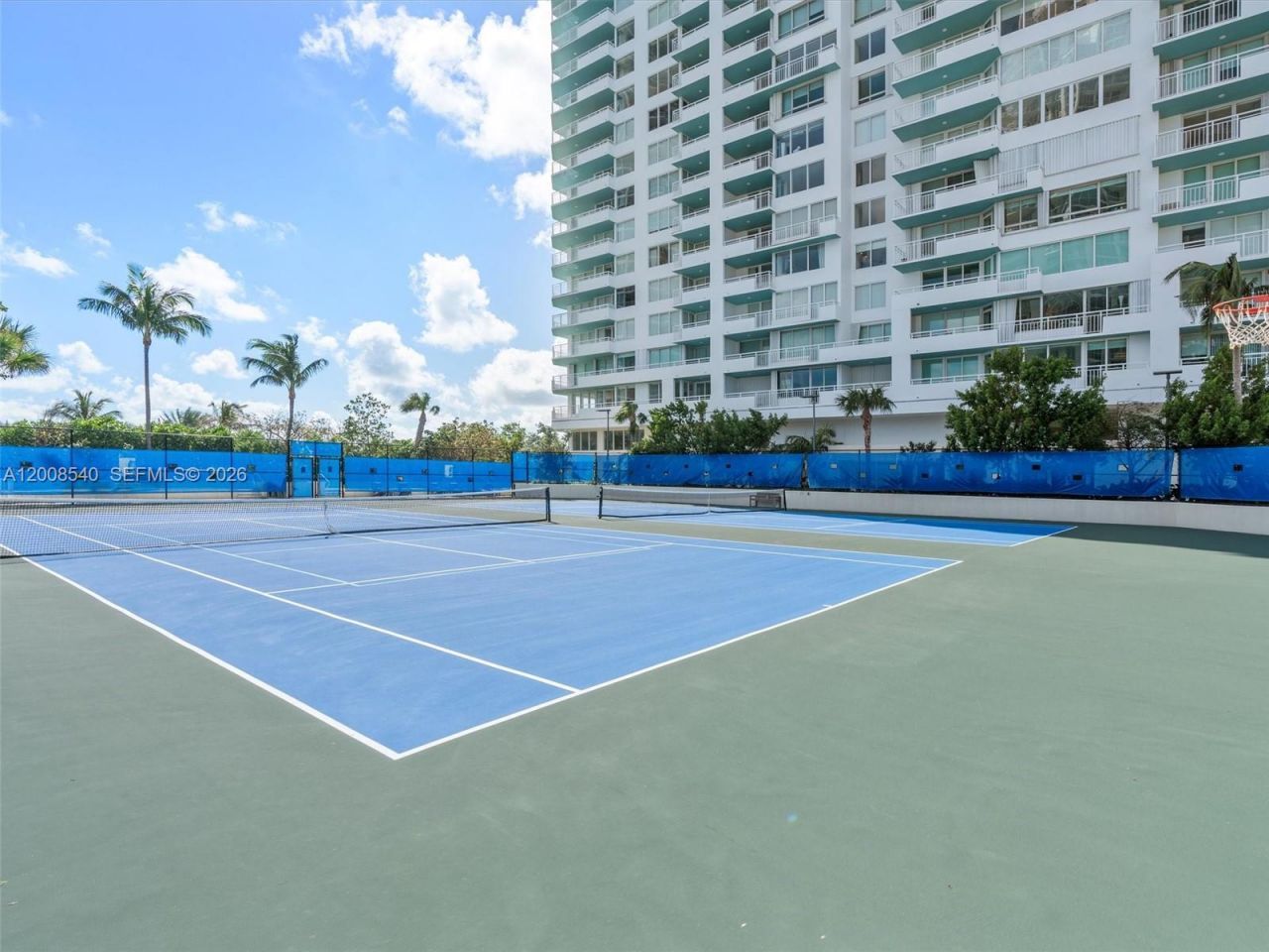 400 S Pointe Dr, Unit 2101, Miami Beach, FL 33139 Photo
