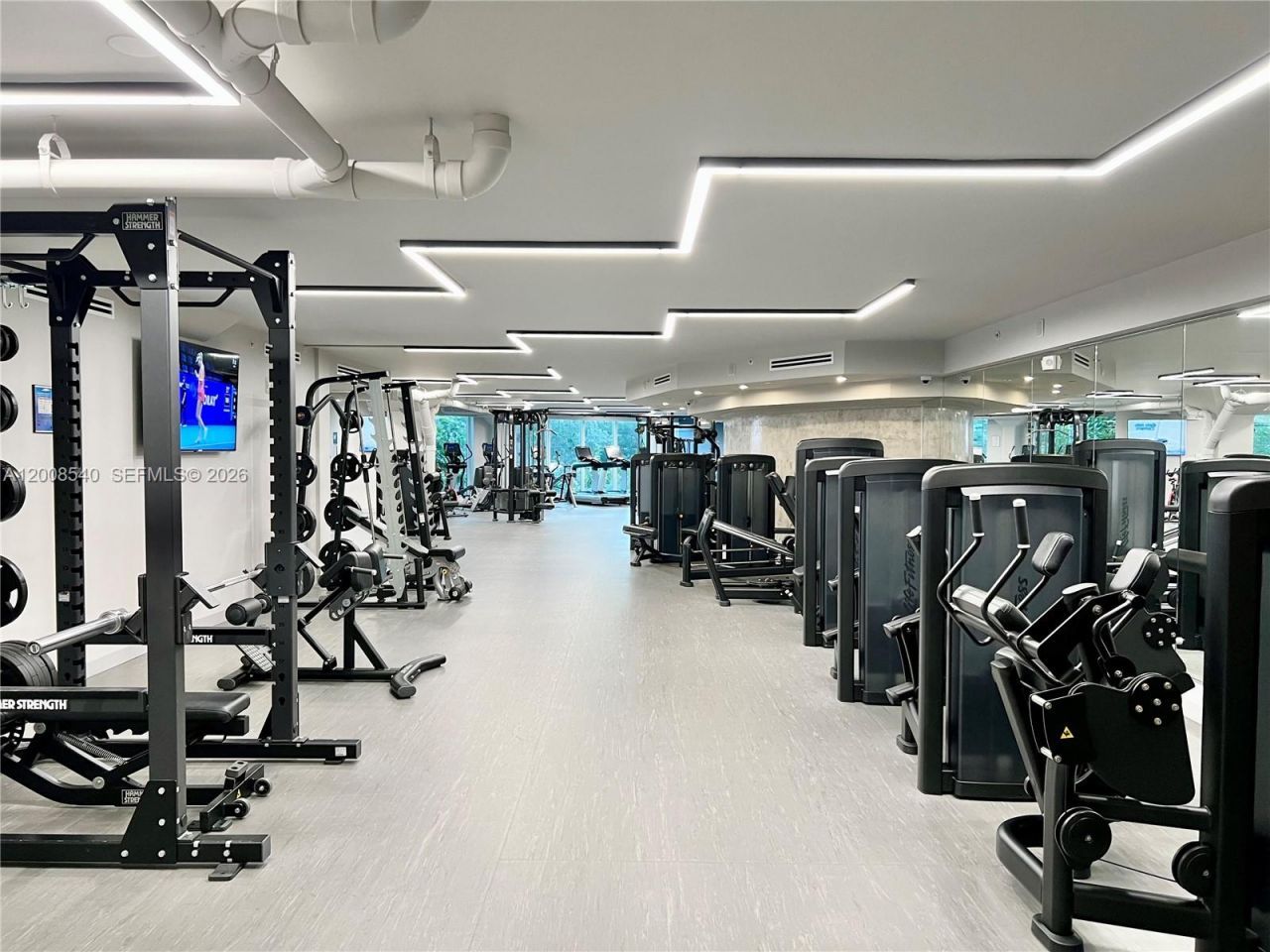 400 S Pointe Dr, Unit 2101, Miami Beach, FL 33139 Photo