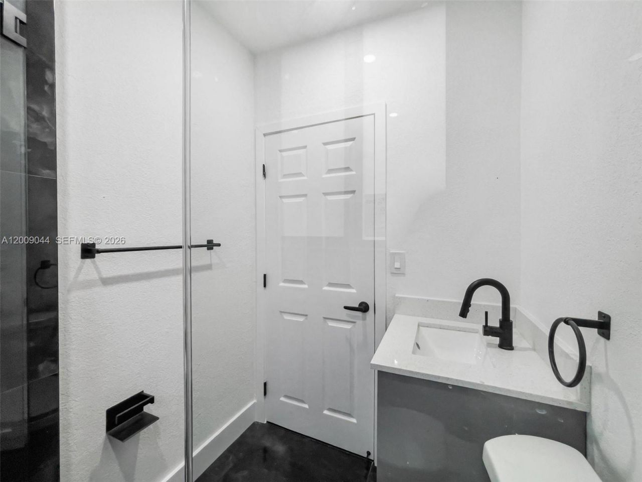 629 SW 10th Ave , Unit 6, Miami, FL 33130 Photo