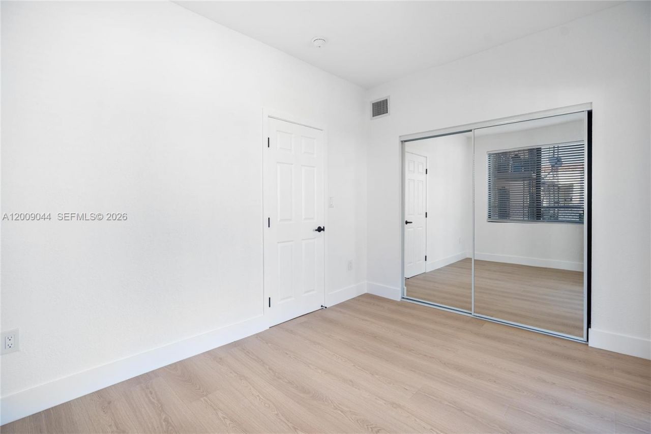 629 SW 10th Ave , Unit 6, Miami, FL 33130 Photo