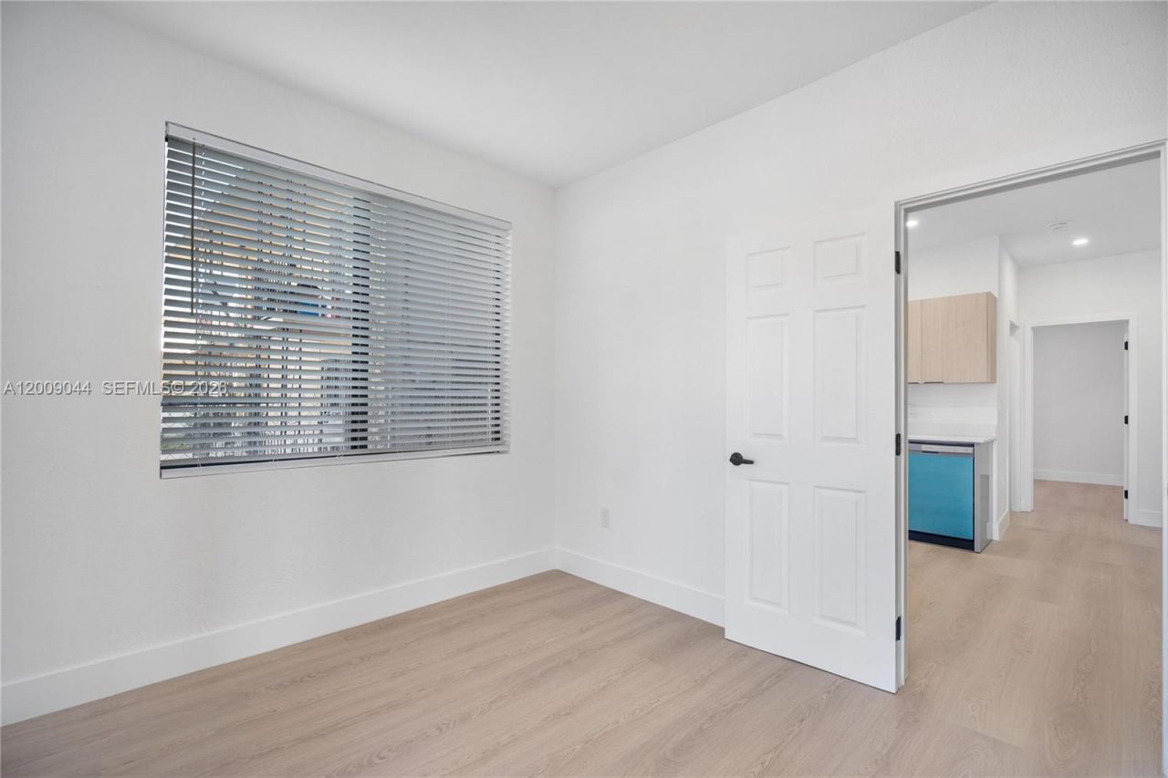 629 SW 10th Ave , Unit 6, Miami, FL 33130 Photo