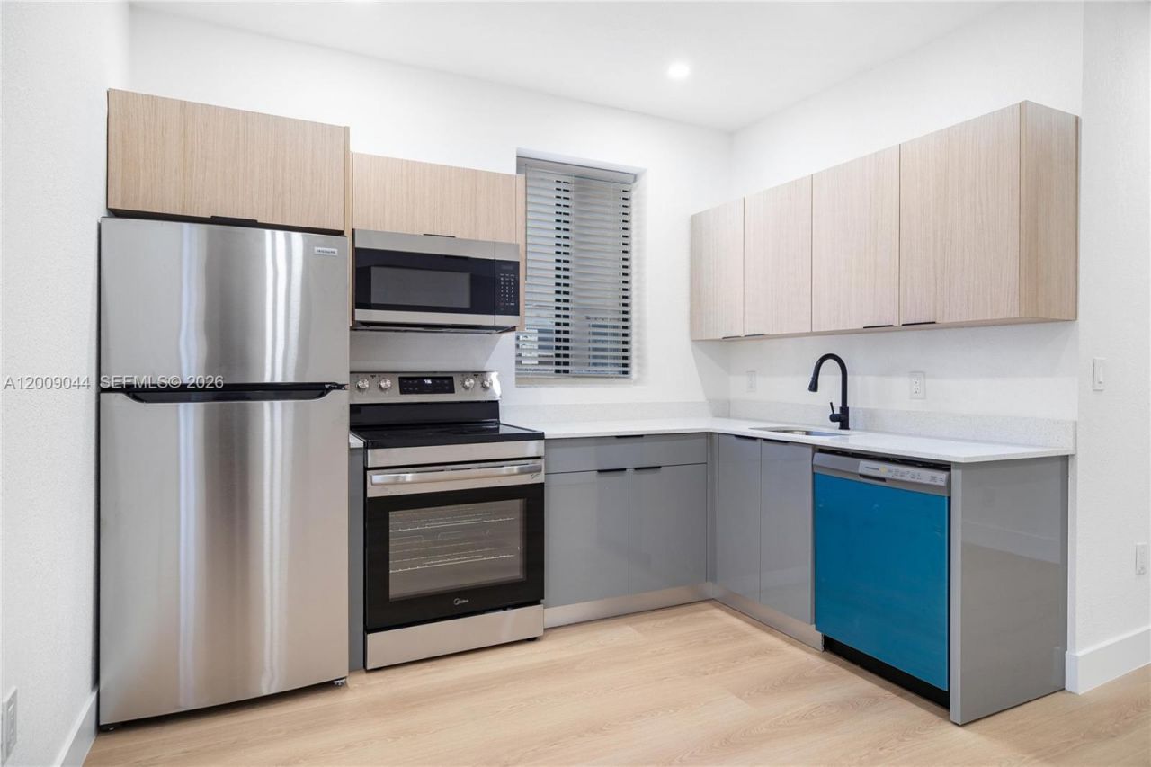 629 SW 10th Ave , Unit 6, Miami, FL 33130 Photo