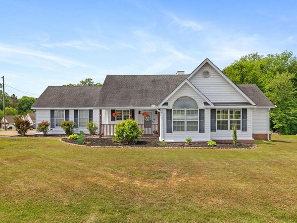 1000 Brookhill Dr, Killen, AL 35645